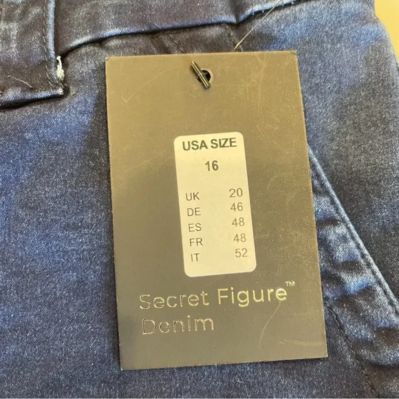 Rekucci Woman’s Secret Figure Denim Pull-On Easy Fit Shaping Jean Crop S… - Picture 9 of 13